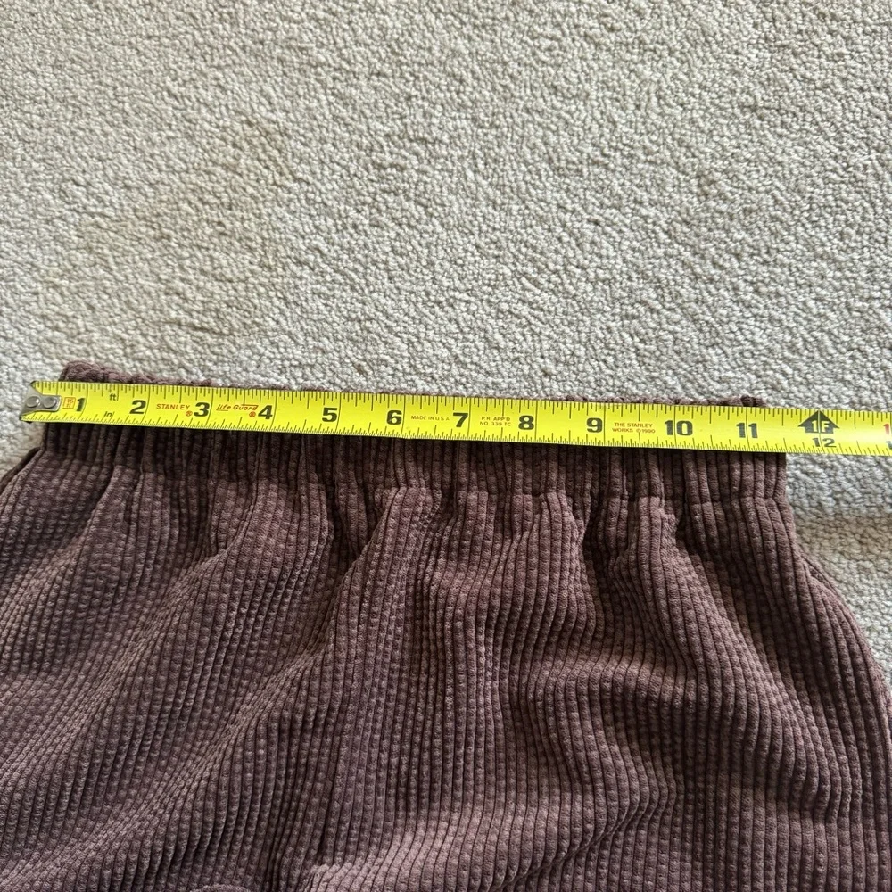 BDG Ribbed Corduroy Straight Leg Jeans - Picture 9 of 13
